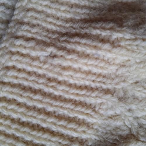 Women's Hand Knitted Vintage Jumper Cream size small long sleeve RETRO fashion - Picture 4 of 13