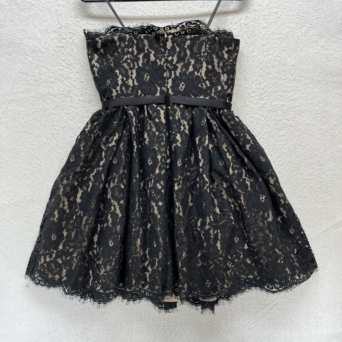 Womens Attire Neiman Marcus Cocktail Dresses Neiman Marcus Strapless Party  Dress Women's Size Black Lace Overlay
