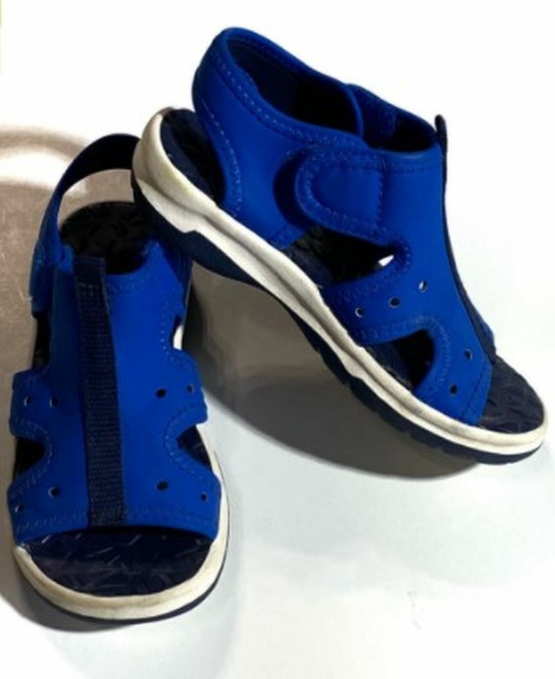 $40 NEW LANDS END BOYS BLUE 11 OPEN WIDE WATER SANDALS WATER  display picture 3