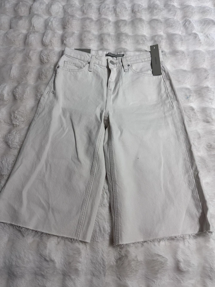 Hudson Mujer Freya Tiro Bajo Talla 27 Burmuda Patinador Corto Dobladillo Crudo Beige Dobladillo Crudo