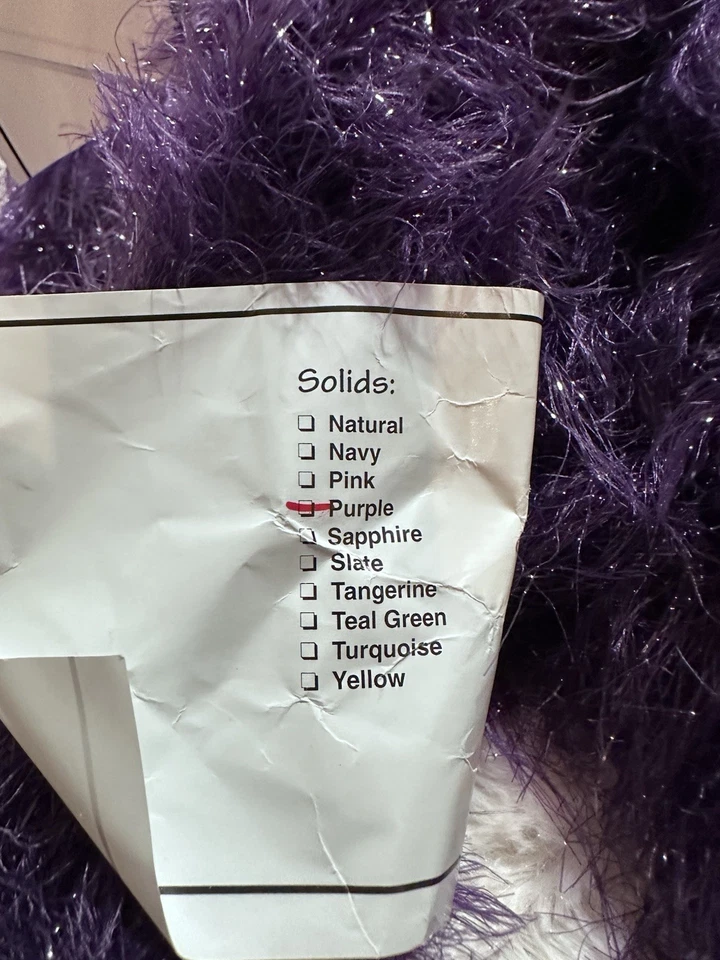 Hilo Cherry Tree Hill - Piel divertida - Color - Púrpura - NUEVO 8 Hanks 135 yardas/50gr Foto 3 de 4