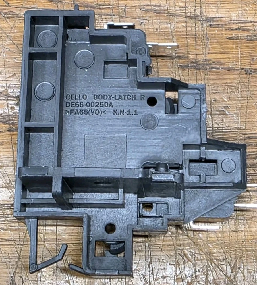 Samsung MC32DB7746KCE3 32L Microwave / Door Mechanism Right Only