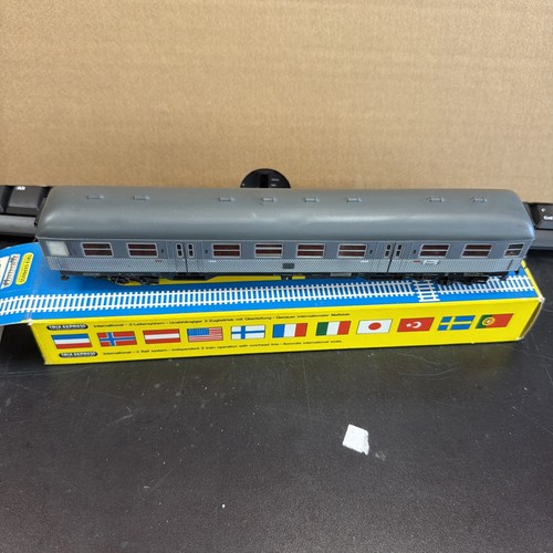 33/ Trix Express 3778 4-Achser Personenwagen 2.Kl Silberling DB Spur H0 OVP | Condition: Gebraucht