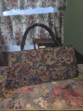Vintage 1960s Dover Floral Tapestry Handbag Purse Frame Top Handle Made in USA