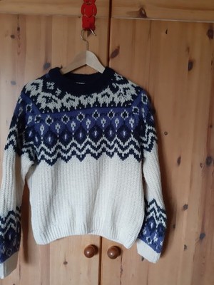 Ladies' sweater size 40/42 by Women Essentials by TCM, 30% wool, 70% polyacrylic