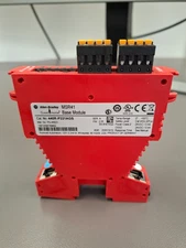 Allen Bradley MSR41 24VDC/0.5A 440R-P221AGS SAFETY RELAY BASE MODULE Series A