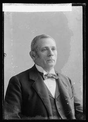 Photo:Hon. J.R. Howe Portrait
