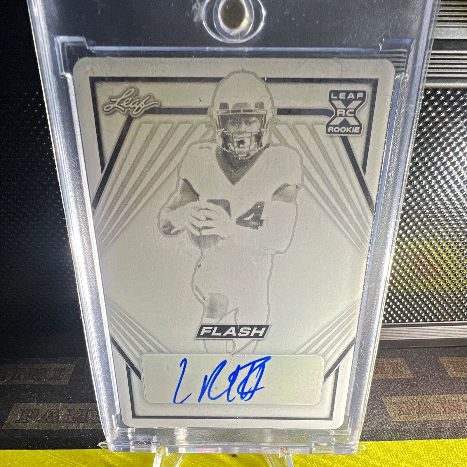 Leaf Flash Football 2021 Larry Rountree III Rookie Auto Black Plate 1/1 BA-LR3