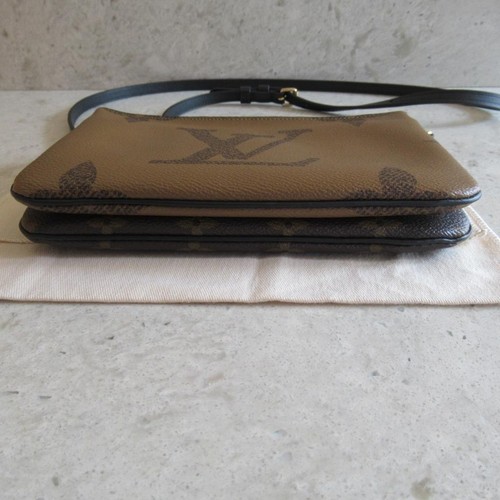 Louis Vuitton Giant Reverse Monogram Double Zip Pochette Pouch Bag Strap $1420+ - Afbeelding 7 van 24