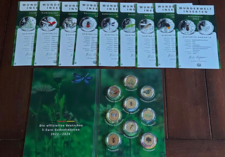 BRD 5 Euro Gedenkmünzen Set Wunderwelt Insekten 2022–2024 Stgl. Folder 9x5 Euro