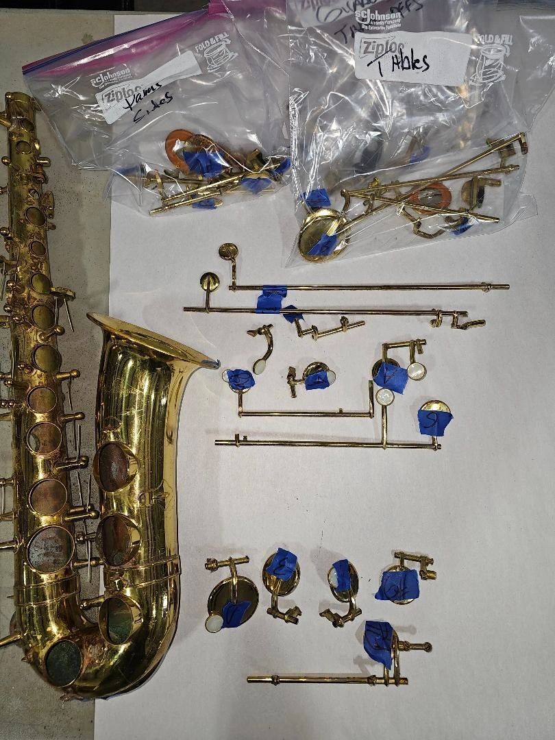 Antigua Alto Saxophone (W High F#) REPLACEMENT KEYS / PARTS Antigua Alto Saxophone (W High F#) REPLACEMENT KEYS / PARTS
