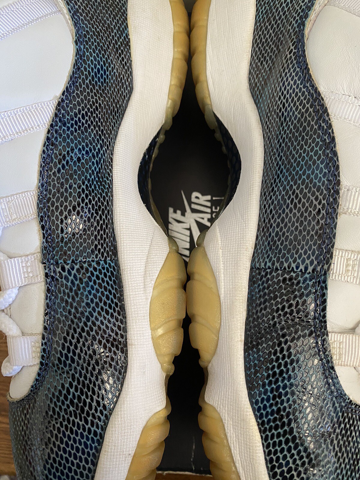snakeskins 11s
