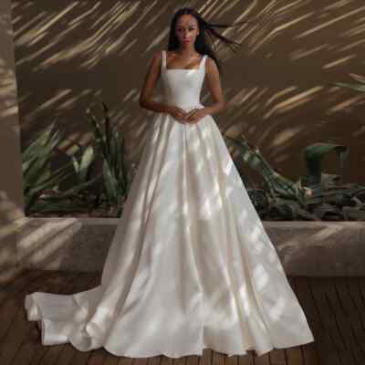 Simple Pleated Wedding Dress Square Neck Sleeveless Backless Satin Bridal Gowns