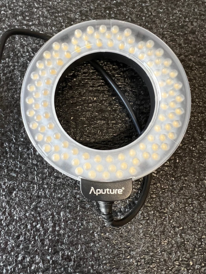 Aputure AHL-HC100 Amaran Halo LED Ring Flash for Canon Cameras - Image 4 of 4