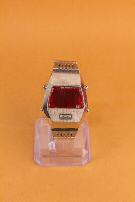 【希少】ALBA SEIKO AKA W670-4000 SEIKO ALBA AKA W670-4000 Quartz Darth Vader Digital Men's