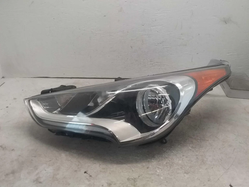 Used Left Headlight Assembly fits: 2016 Hyundai Veloster halogen Base Left Grade Foto 2 de 4