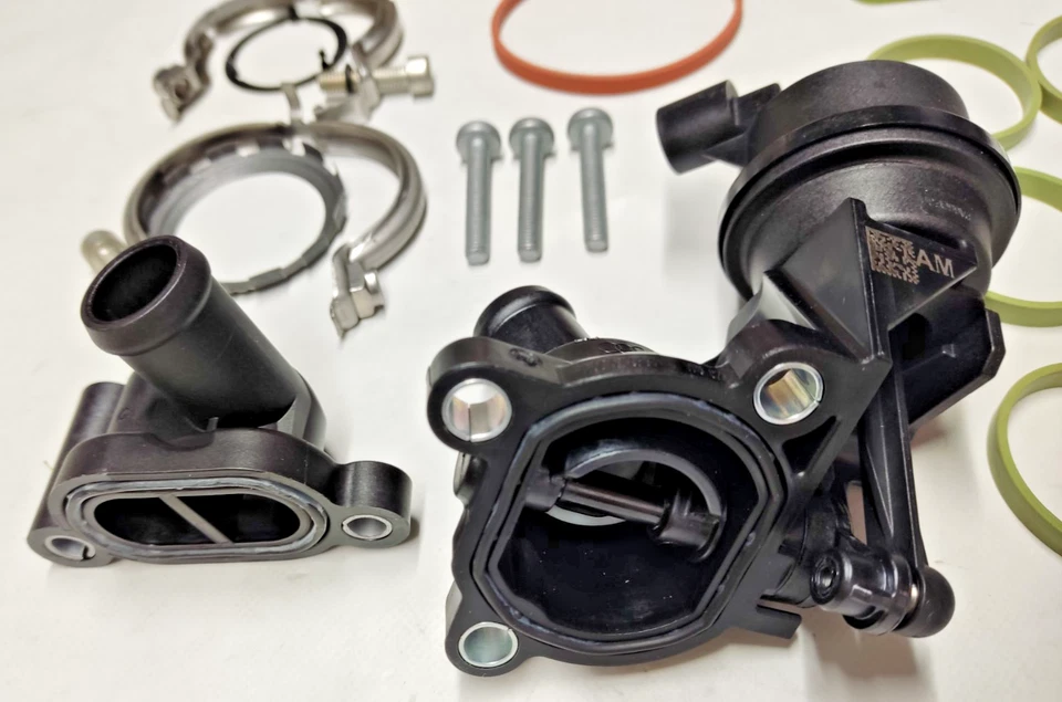 Original Audi - Regelventil A6,A8,Q5 mit Ölkühler 059121737AM & 059117015P - Bild 2 von 4