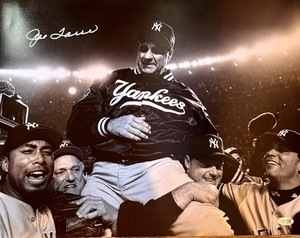NEW YORK YANKEES MANAGERS HOF JOE TORRE SIGNED AUTO 16x20 PHOTO JSA WITNESS!!