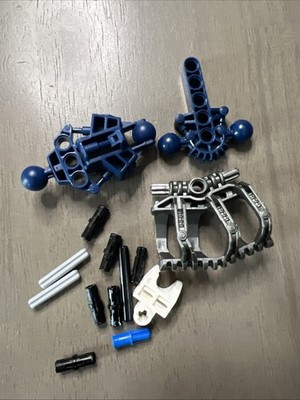 LEGO 8728 Bionicle Toa Inika Hahli 30% Complete Missing 32 Pieces