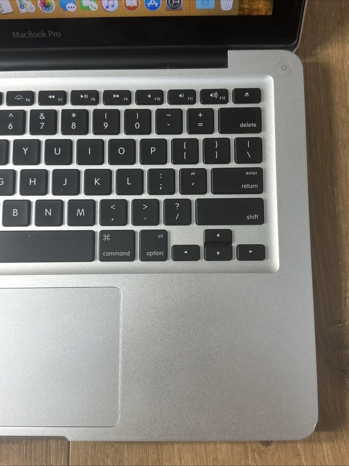 Apple MacBook Pro 13" 2011 · i5 · 4GB · 500GB, photo 3 sur 5