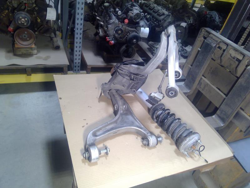 OEM 2014-2020 MASERATI GHIBLI AWD FRONT LEFT SUSPENSION STRUT KNEE ASSEMBLY