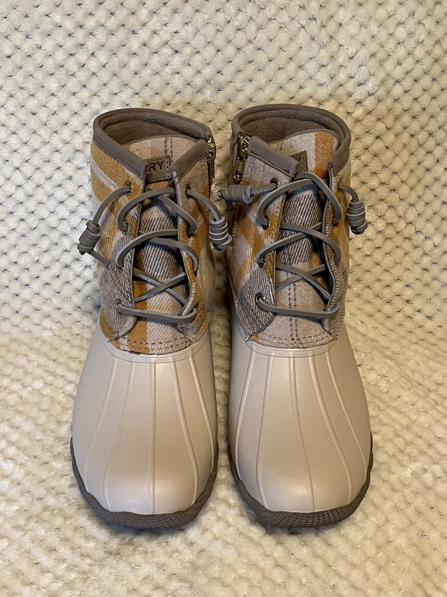 Sperry Women Saltwater Plaid Wool Duck Boot US 9, NEW WITH BOX!