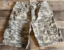 Mens Wrangler Shorts Size 32 (33) Med Camo Cargo Pockets Hiking Outdoors