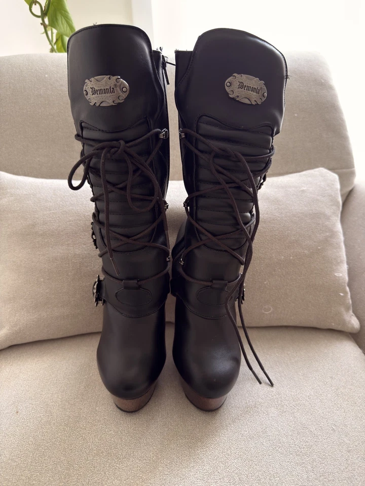 Botines Muerto 1026 Hueso Tacón Alto Plataforma Calavera Hebilla Motociclista Negros Foto 4 de 4