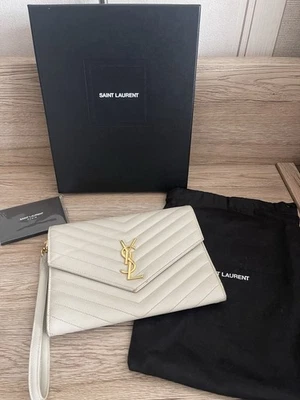 Saint Laurent Cassandre Matelassé Flap Pouch Grain de Poudre Leather Crema Soft - Bild 1 von 4
