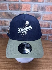 New Era Los Angeles Dodgers Logo Navy Blue Corduroy 9Forty SnapBack Hat