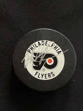 MIKE RICCI CERTIFED AUTHENTIC SIGNED AUTOGRAPHED HOCKEY PUCK FLYERS JSA CERT