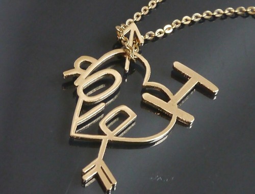 Authentic Christian Dior Necklace logo Vintage Arrow Heart Metallic #1654 - Picture 5 of 8