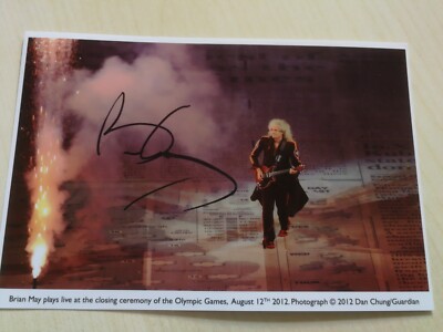 QUEEN  - ORIG. AUTOGRAMM auf 10 x 15 cm FOTO von BRIAN MAY - SIGNED