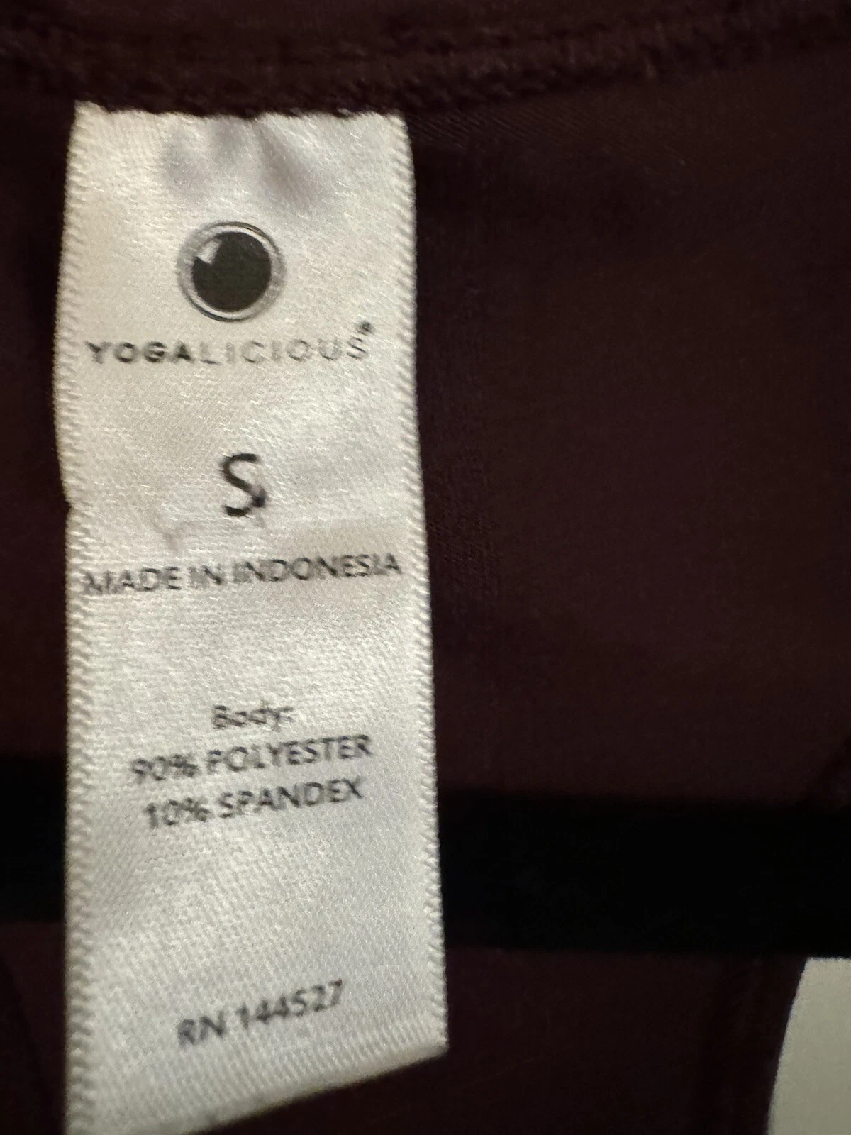 yogalicious burgandy perfect condition tank-top