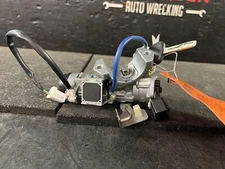 11-13 KIA SORENTO IGNITION SWITCH W/ CYLINDER HOUSING AND KEY