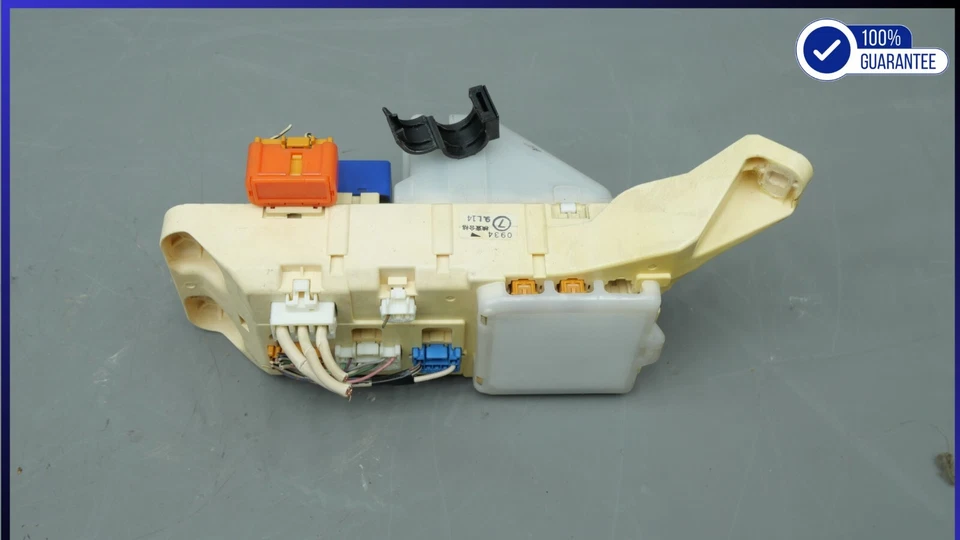 1995-2000 LEXUS LS400 Dash Interior Inner Cabin Relay Fuse Box OEM 82732-50010 - Image 2 of 4