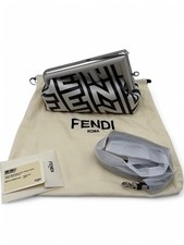 Fendi First Monogram Misura Grande Nuova Borsa a tracolla