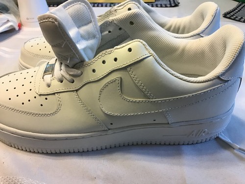 Nike Air Force 1 '07 Low Triple White NEW In Box - Picture 3 of 7
