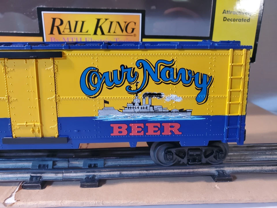 MTH Rail King 30-78124 Our Navy Beer O Gauge RailKing Modern Reefer Car OB RARE - Image 4 of 4