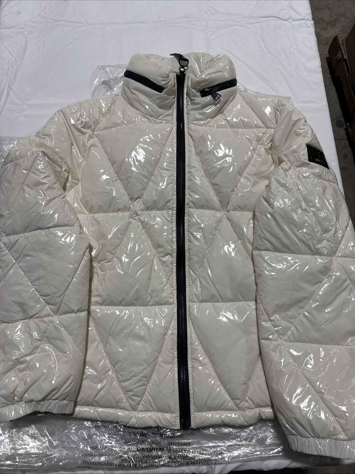 Karl Lagerfeld Paris Snow White Diamond Quilted Glossy Puffer Jacket XL