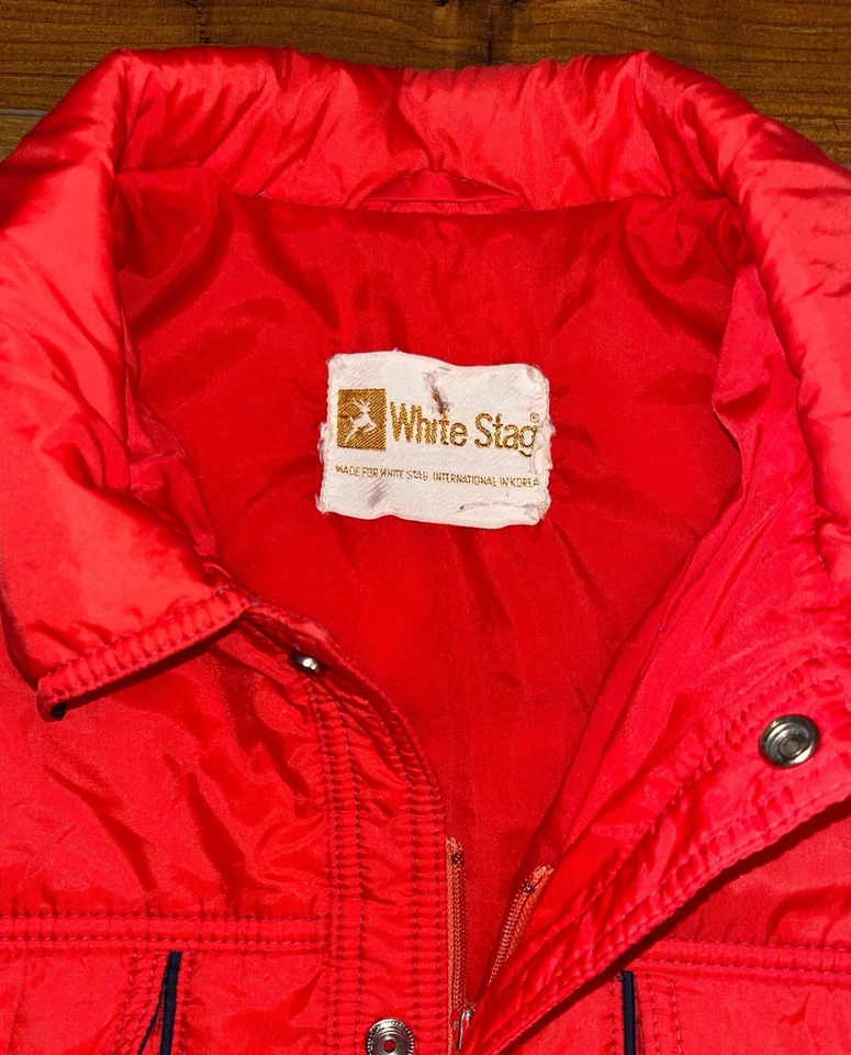 Chaqueta acolchada recortada retro vintage blanca ciervo roja talla M con cuello Foto 3 de 4