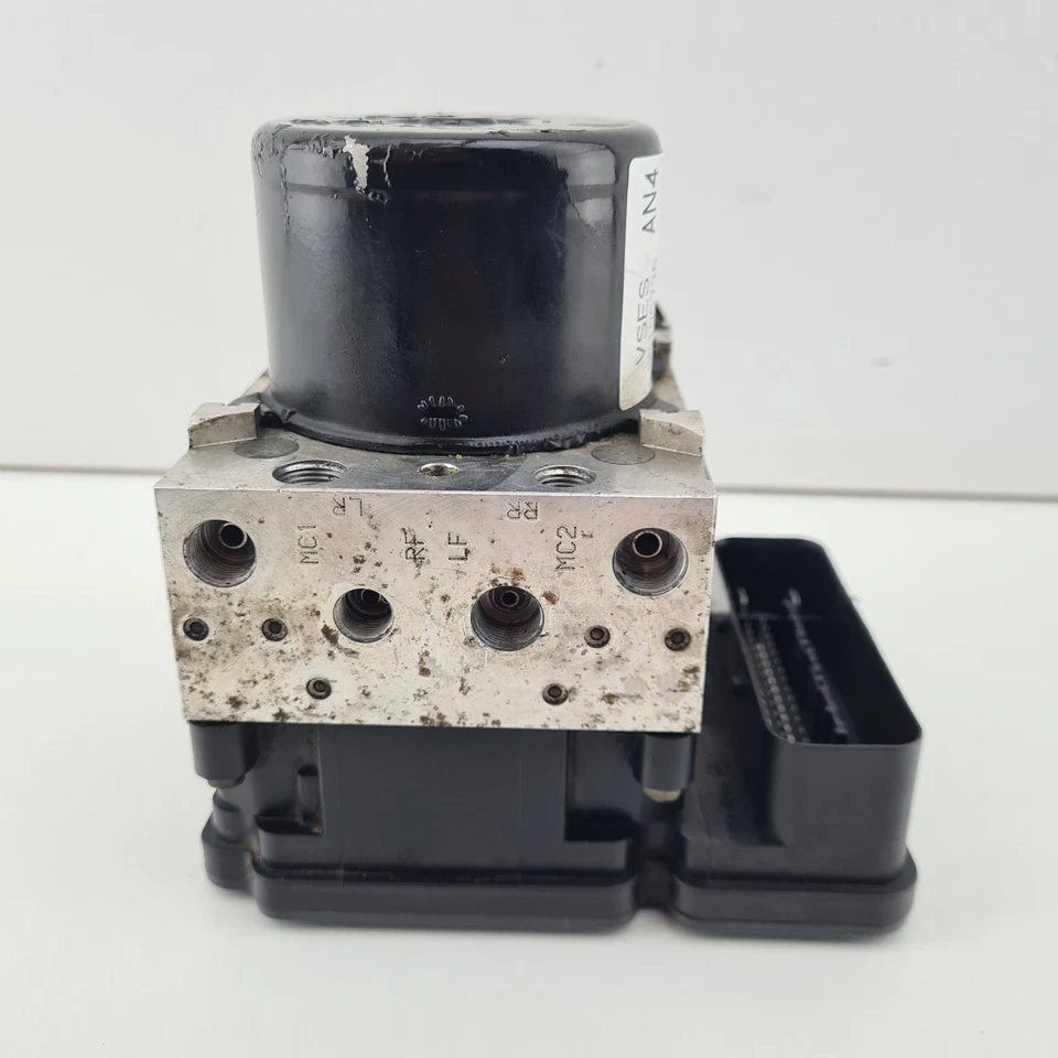 Holden Captiva 5 CG ABS Pump Control Module 01/2011-06/2018 95196736 - image 2 of 4