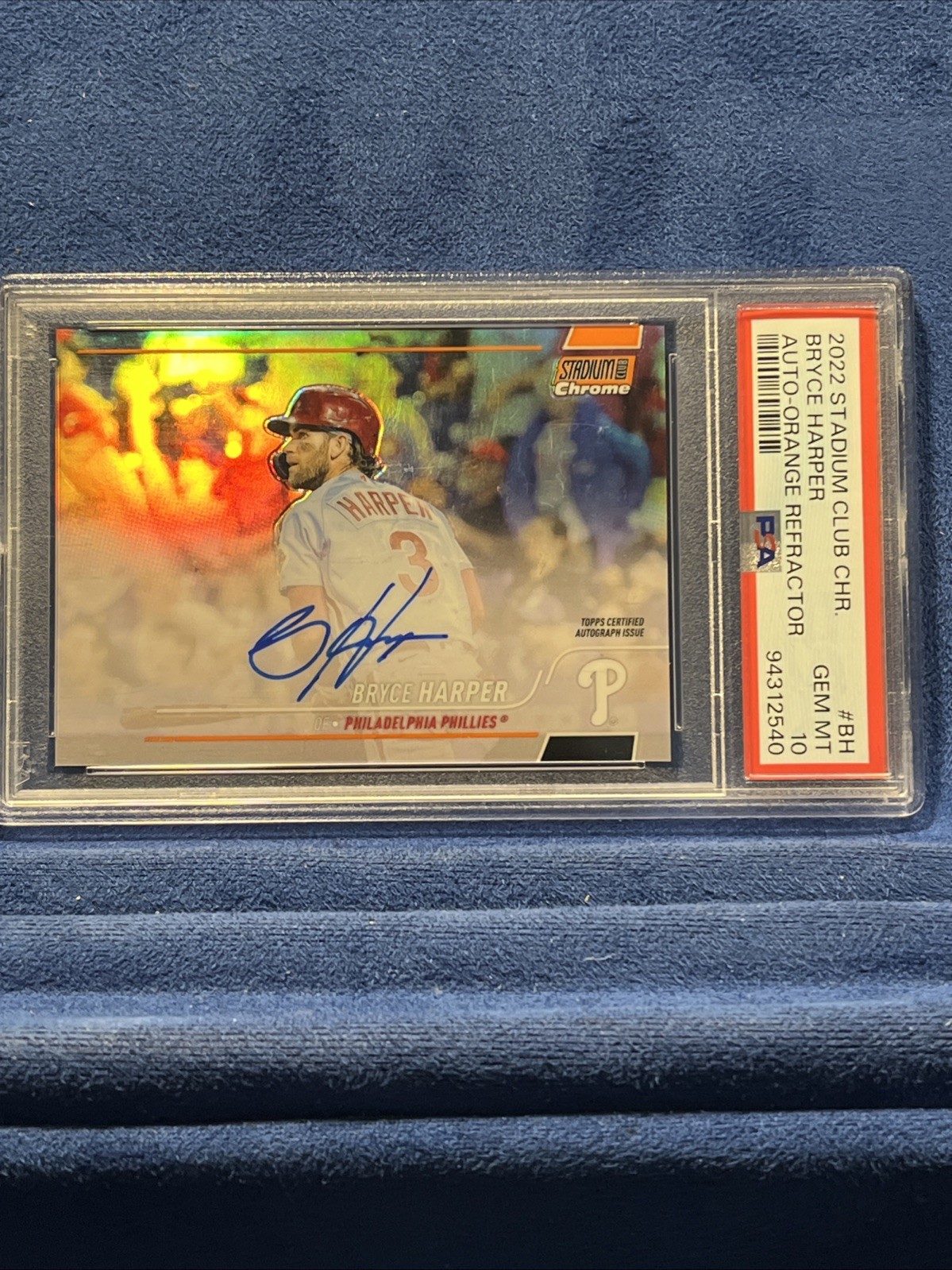2022 Topps Stadium Club Chrome Auto Bryce Harper SCCBA-BH Orange 22/25 PSA 10 view 2