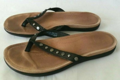 black flat sandals australia