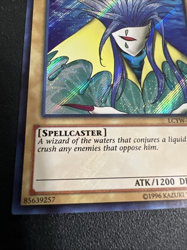 Yugioh Aqua Madoor LCYW-EN221 Holo Card 1996 - Picture 12 of 24