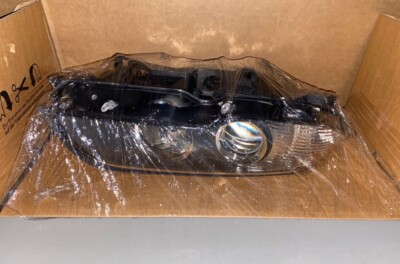 Magneti Marelli Halogen Front RH Headlight Assy - 354.204-221 - For BMW