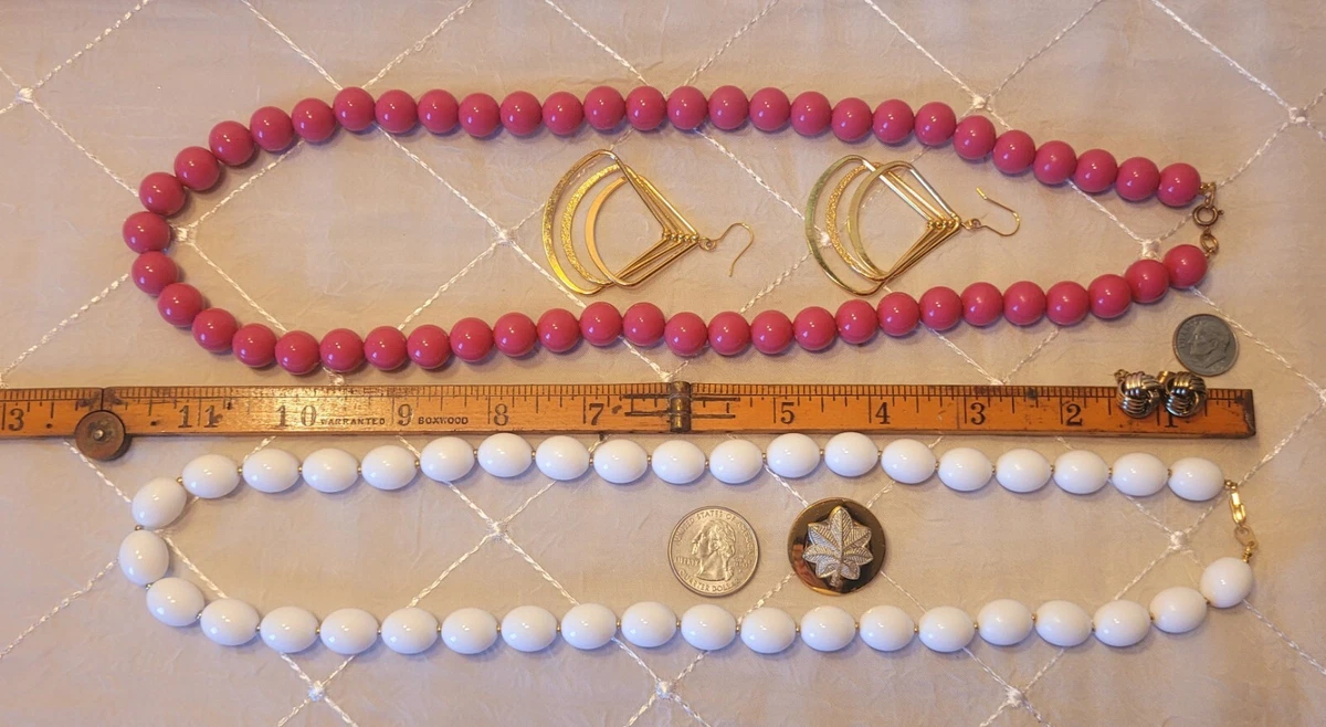 1 Vintage Marvella Pat 537985 White Oval Gold Spacer Bead &1 Pink 