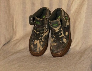 boys vans camo