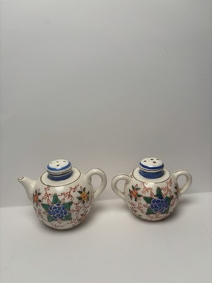 Vintage Floral Tea Pot And Creamer Salt And Pepper Shaker Set Japan Ceramic