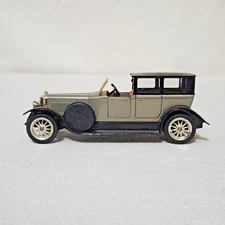 Solido Panhard-Levassor 1925 8 cyl. 35cv 1:43 6/65 (no hood ornament; chip)